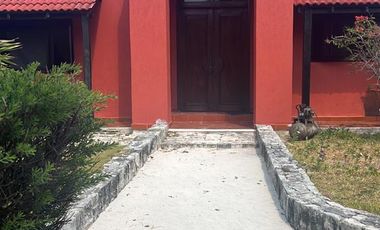 CASA EN VENTA EN LA ORILLA DEL MAR EN MAHAHUAL