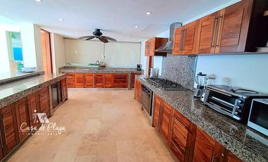 Casa de lujo en Fraccionamiento Real Diamante