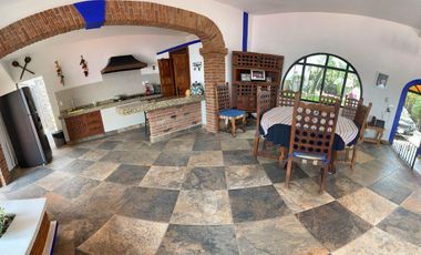 CASA EN VENTA  TEQUESQUITENGO