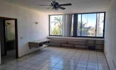 Casa en Fraccionamiento Lomas de Cuernavaca