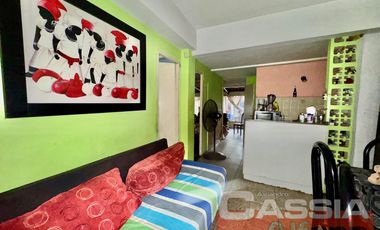CASA 3 AMBIENTES SOBRE LOTE PROPIO, EN PLANTA BAJA, CON JARDIN Y FONDO