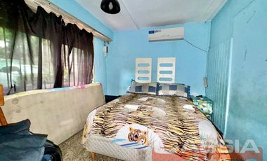 CASA 3 AMBIENTES SOBRE LOTE PROPIO, EN PLANTA BAJA, CON JARDIN Y FONDO