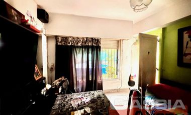 CASA 3 AMBIENTES SOBRE LOTE PROPIO, EN PLANTA BAJA, CON JARDIN Y FONDO