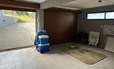 Casa en venta - 4 Dormitorios 3 Baños - Cochera - 350Mts2 - Costa Esmeralda