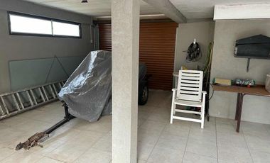 Casa en venta - 4 Dormitorios 3 Baños - Cochera - 350Mts2 - Costa Esmeralda