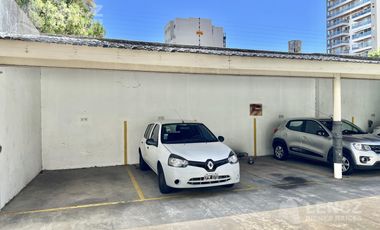 Venta Departaento Semipiso 6 Ambientes con doble cochera, Plaza Conesa, Pileta- Quilmes