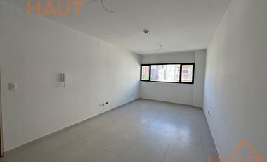 Venta Oficina en  Talero y Mendoza