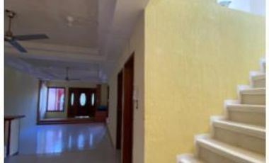 HERMOSA CASA EN CHETUMAL CON ALBERCA!