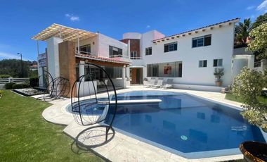 Casa en Venta en Club de Golf, Gran Reserva, Ixtapan de la Sal