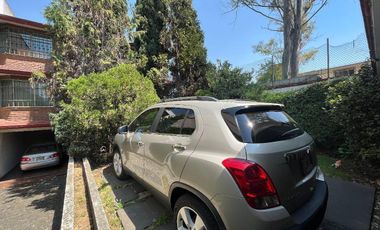 Casa con Jardín para Remodelar en San Jerónimo Lídice