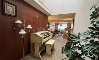 Casa con Jardín para Remodelar en San Jerónimo Lídice