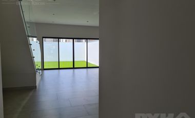 Casa - Fraccionamiento Altares Residencial