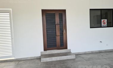 Casa - Fraccionamiento Altares Residencial