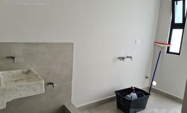 Casa - Fraccionamiento Altares Residencial