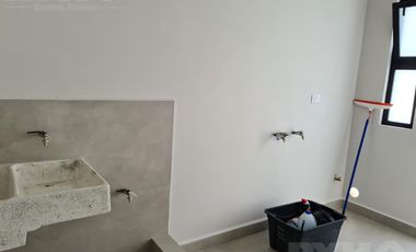 Casa - Fraccionamiento Altares Residencial