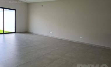 Casa - Fraccionamiento Altares Residencial