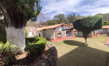 VENTA DE CASA DENTRO DE FRACCIONAMIENTO DE 6 CASAS EN IXTAPAN DE LA SAL