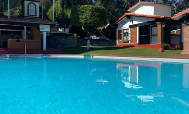 VENTA DE CASA DENTRO DE FRACCIONAMIENTO DE 6 CASAS EN IXTAPAN DE LA SAL