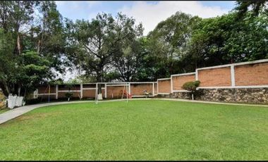 VENTA DE CASA DENTRO DE FRACCIONAMIENTO DE 6 CASAS EN IXTAPAN DE LA SAL