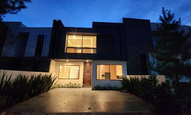 Casa en Venta Altozano Fraccionamiento privado