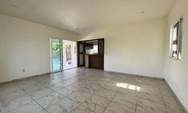 Casa en Fraccionamiento Lomas de Cuernavaca