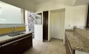 Casa en Fraccionamiento Lomas de Cuernavaca