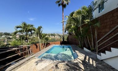 Casa en Fraccionamiento Lomas de Cuernavaca