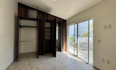 Casa en Fraccionamiento Lomas de Cuernavaca
