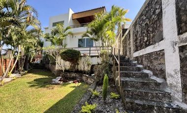Casa en Fraccionamiento Lomas de Cuernavaca