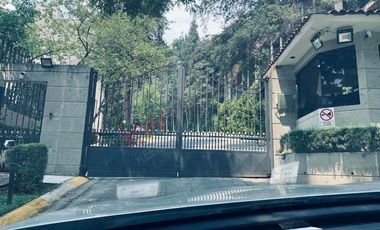 Se vende casa en cerrada en Bosques de la Herradura