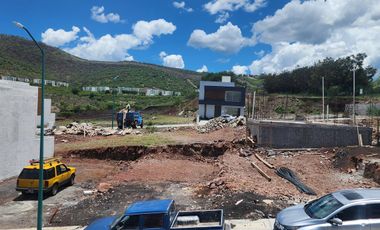 Terreno Fraccionamiento privado Zona de Hospitales Cañadas del Bosque