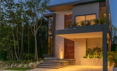 Casa en  VENTA Vía Cumbres