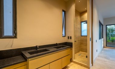 Casa en  VENTA Vía Cumbres