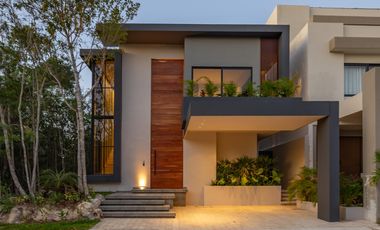 Casa en  VENTA Vía Cumbres