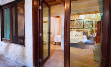 VENTA HOTEL EN TULUM A PIE DE PLAYA CON 16 HABITACIONES Y PENTHOUSE