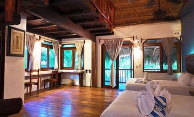 VENTA HOTEL EN TULUM A PIE DE PLAYA CON 16 HABITACIONES Y PENTHOUSE