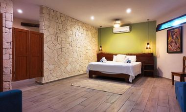 VENTA HOTEL EN TULUM A PIE DE PLAYA CON 16 HABITACIONES Y PENTHOUSE