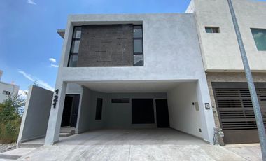 Casa en venta en Cumbres Elite Premier, Sector Pirineos