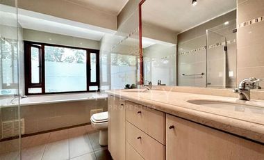 Casa en Venta en Condominio Las Flores - Av. San Jose