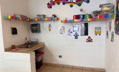 VENTA TERRENO COMERCIAL QUERETARO JURIQUILLA CON PREESCOLAR FUNCIONANDO