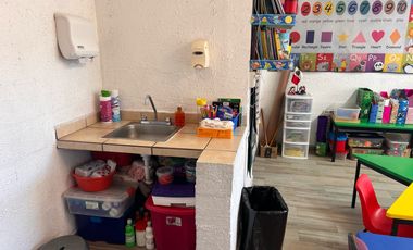 VENTA TERRENO COMERCIAL QUERETARO JURIQUILLA CON PREESCOLAR FUNCIONANDO