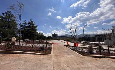 Terreno en Venta en Paseo de Altozano Fraccionamiento privado