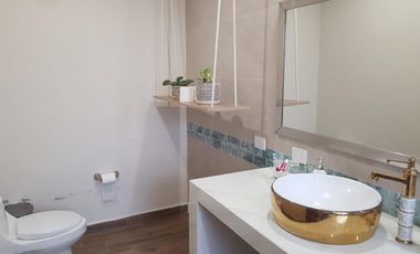 Hermosa casa EN VENTA de una planta con alberca en Pedregal de San Antonio