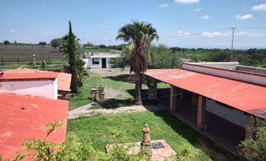 Finca - Pueblo San Antonio La D