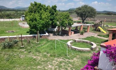 Finca - Pueblo San Antonio La D