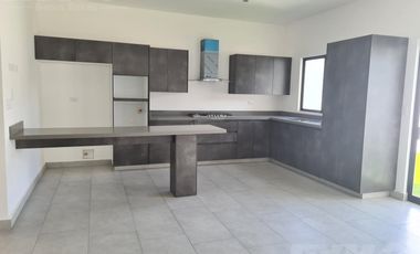 Casa - Fraccionamiento Altares Residencial