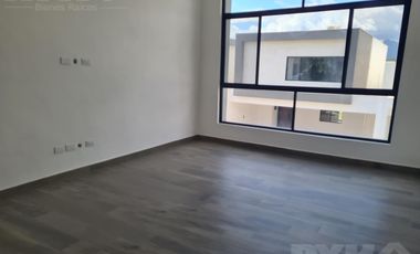 Casa - Fraccionamiento Altares Residencial