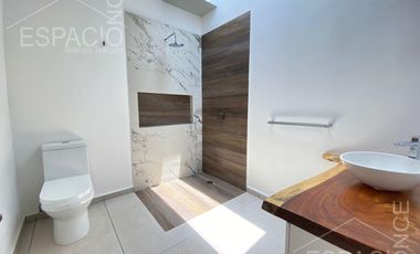 Casa en  Burgos Bugambilias