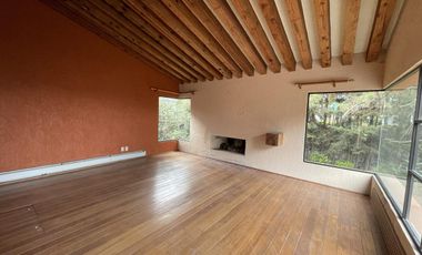 Casa en venta- Club de Golf Los Encinos