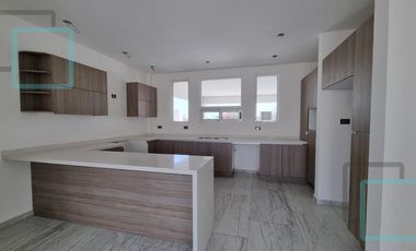 CASA EN VENTA LAS CRUCES CAMPO DE GOLF ZONA APODACA